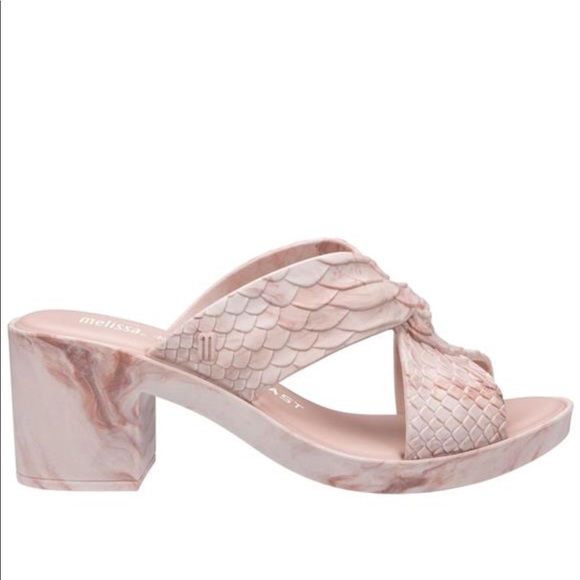 Trendy Sandals 🌺 - Picture 4 of 4